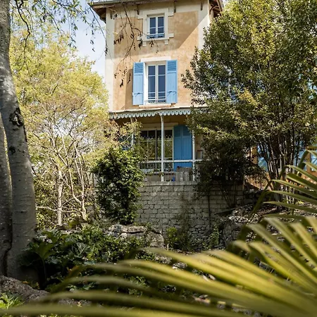 Hugon Surplombant L'ardeche *